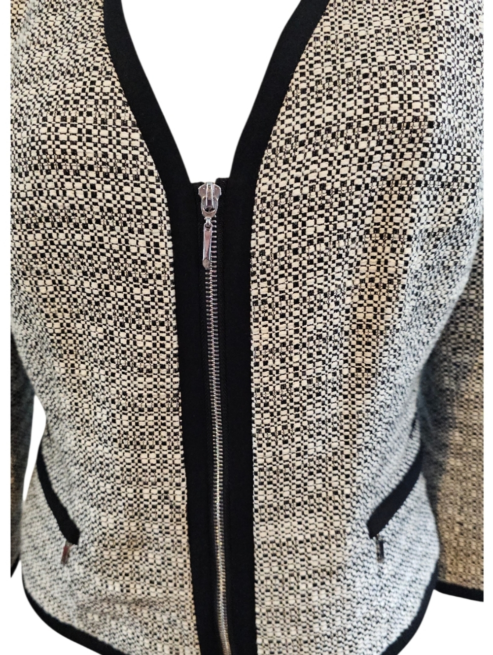 White House Black Market Size 10 Zip-Front Tweed Jacket - Picture 5 of 8